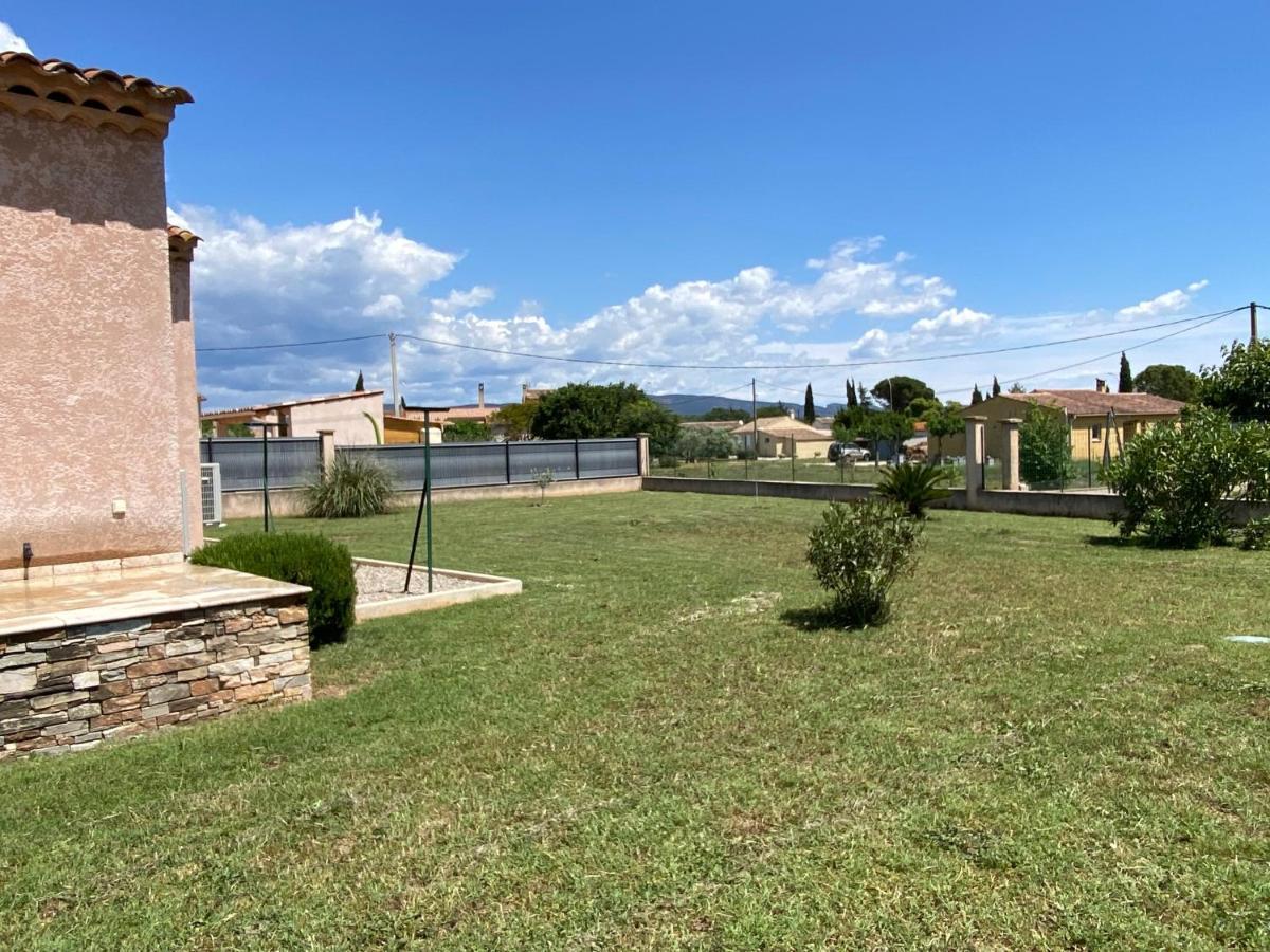 Villa Triskyl Le Muy Exterior foto